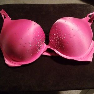 NWOT Victoria's Secret bra